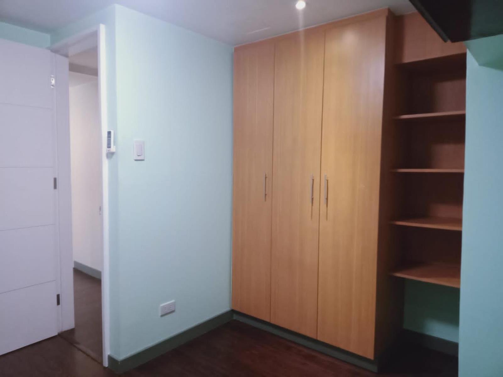 2 Bedrooms Units Forbes Area 5Th Avenue Bgc Center มะนิลา ภายนอก รูปภาพ