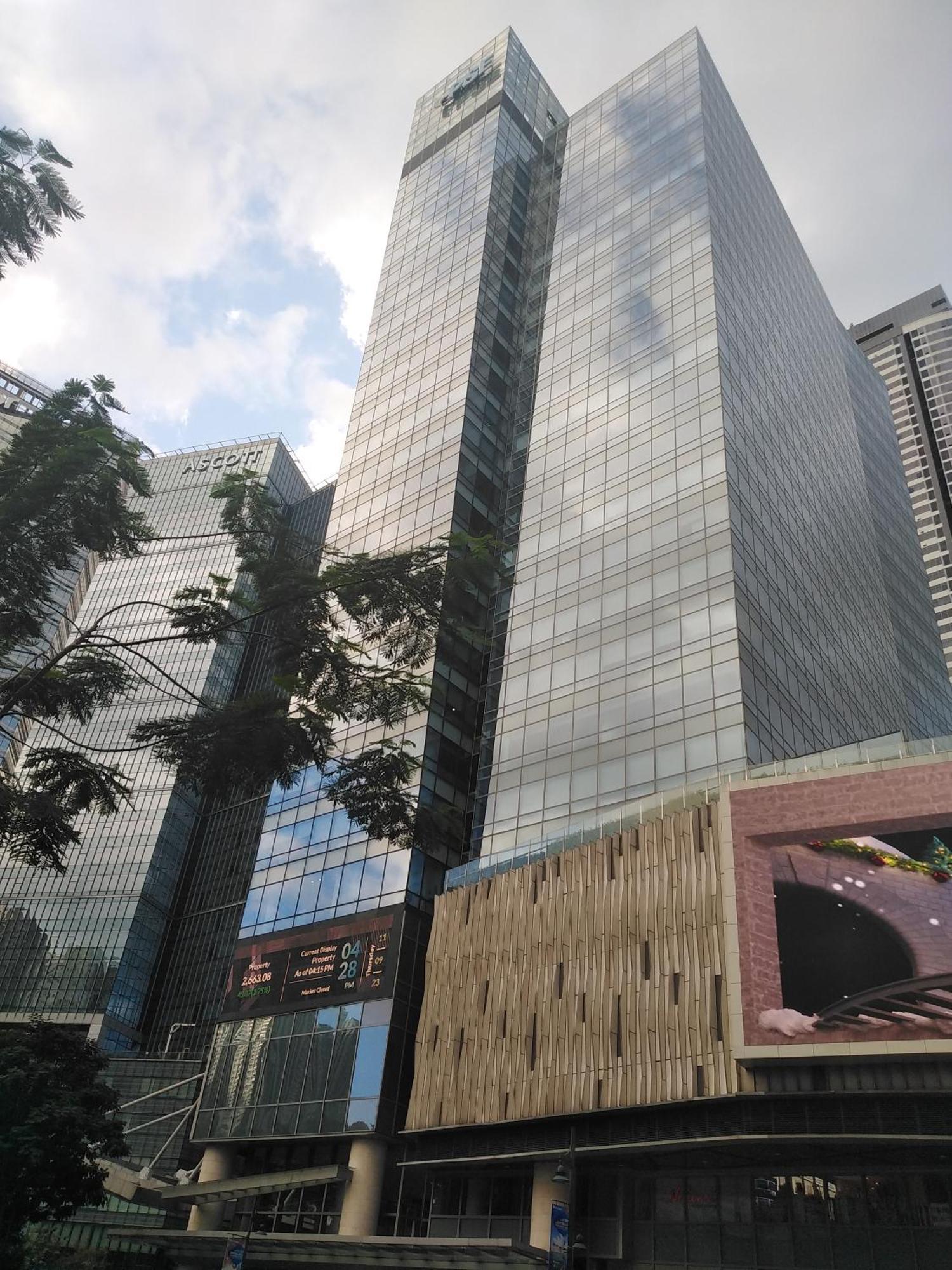 2 Bedrooms Units Forbes Area 5Th Avenue Bgc Center มะนิลา ภายนอก รูปภาพ